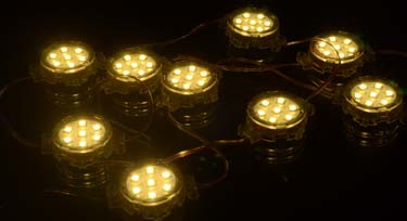 三萬多個(gè)點(diǎn)光源安裝調(diào)試后無一受損!這就是光臣出品!