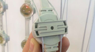 圖解像素點光源卡鋼絲和打螺絲安裝的區(qū)別