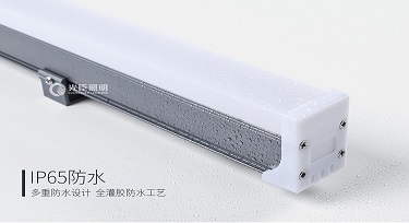 戶外「全彩線條燈」接上多端口控制器燈具無效果變化？